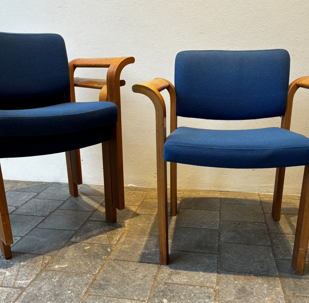 8 fauteuils vintage en chene tissu bleu
