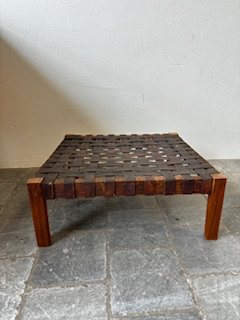 Tabouret sangles cuir